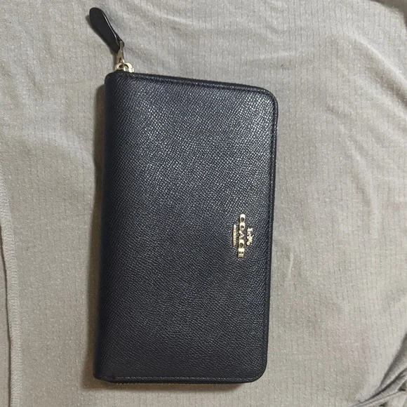 Coach Dark Blue Leather Zip Wallet - Picture 14 of 17